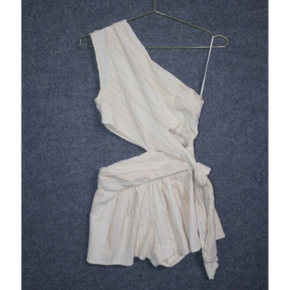 Free People Pants - Free People Romper Women 2 Beige Cream BOHO Hot Chip‎ 2" One Shoulder Bohemian